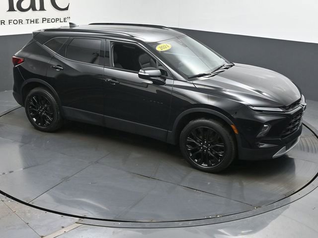 Used 2024 Chevrolet Blazer LT w/ LPO, Black Grille Bar Package image 38