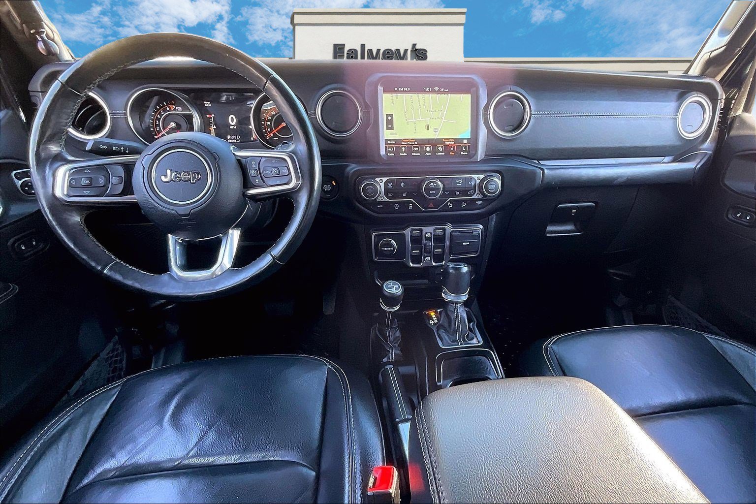 Used 2019 Jeep Wrangler Unlimited Sahara w/ Advanced Safety Group image 15