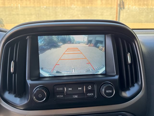 Used 2016 Chevrolet Colorado Z71 AWD/4WD image 16