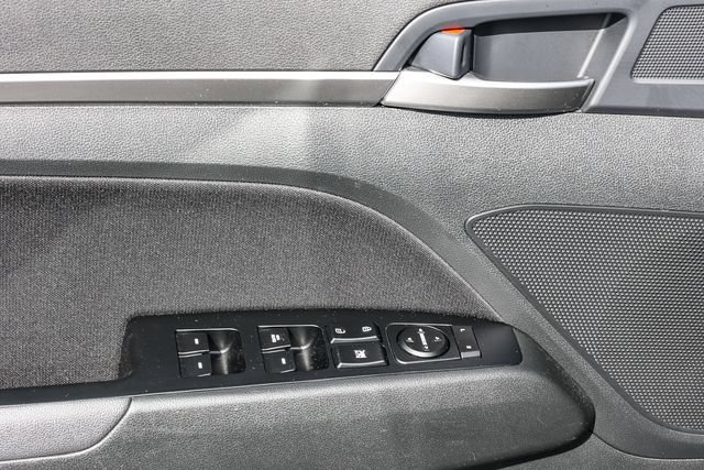 Used 2020 Hyundai Elantra Value Edition w/ Cargo Package (C1) FWD image 23