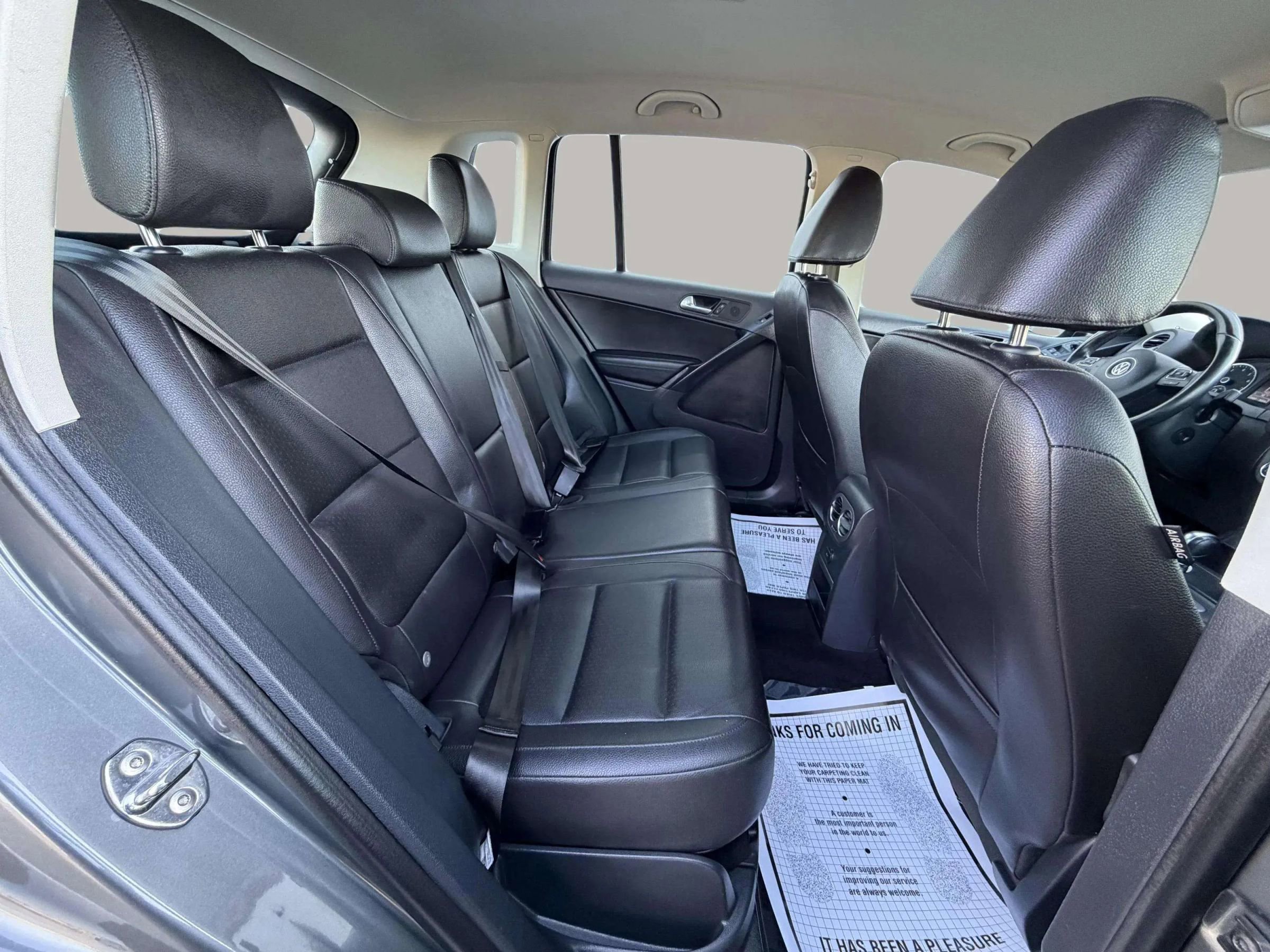 Used 2017 Volkswagen Tiguan S image 16