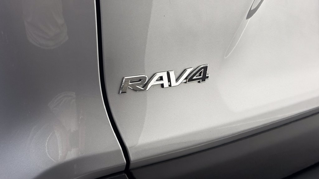 Certified 2025 Toyota RAV4 LE FWD image 7
