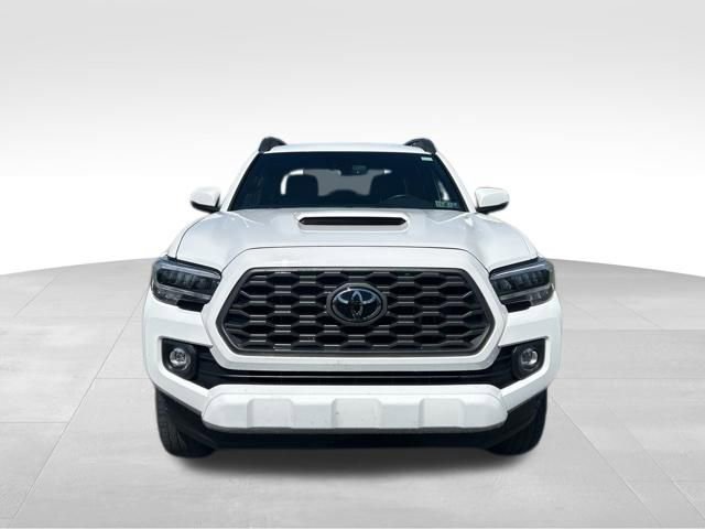 Used 2023 Toyota Tacoma TRD Sport w/ Technology Package AWD/4WD image 9