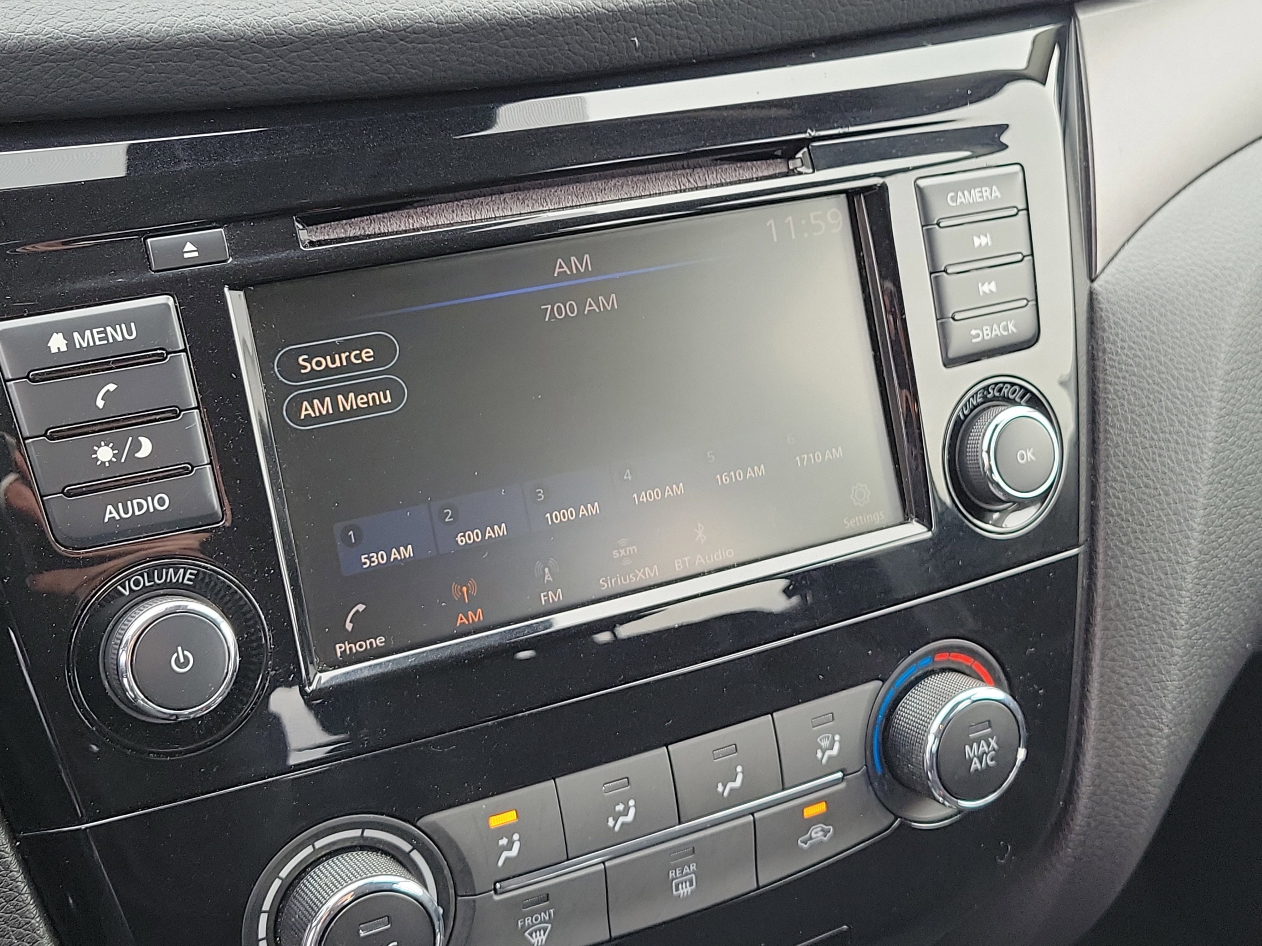 Used 2022 Nissan Rogue Sport S image 25