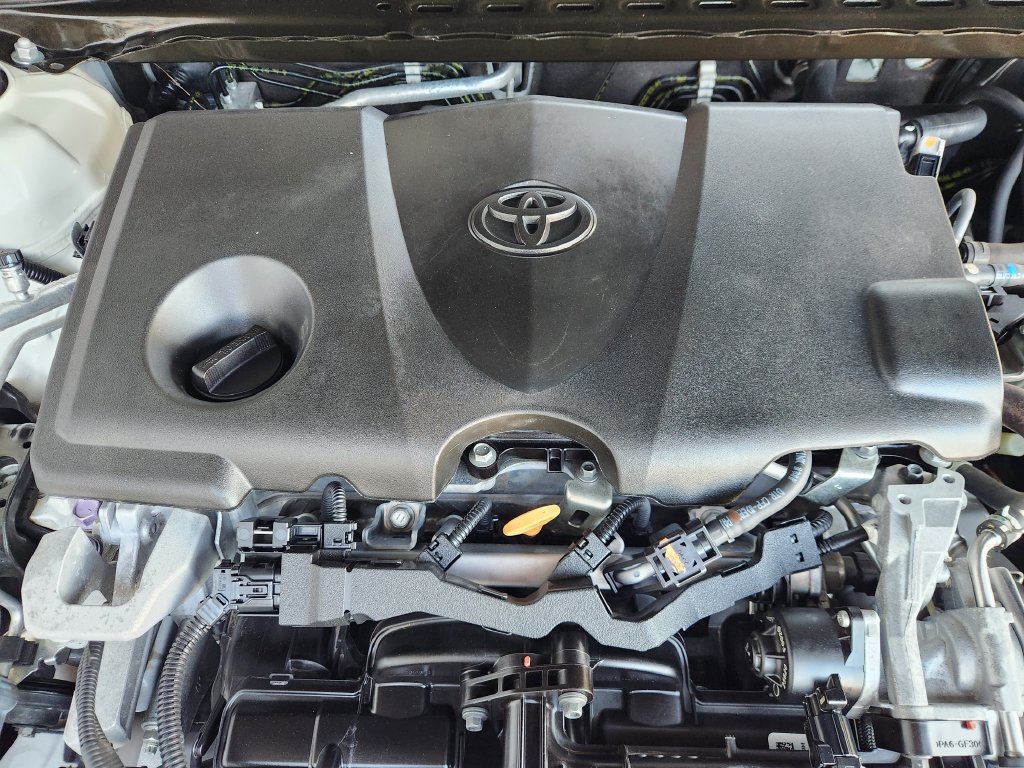 Used 2020 Toyota Camry XSE FWD image 32