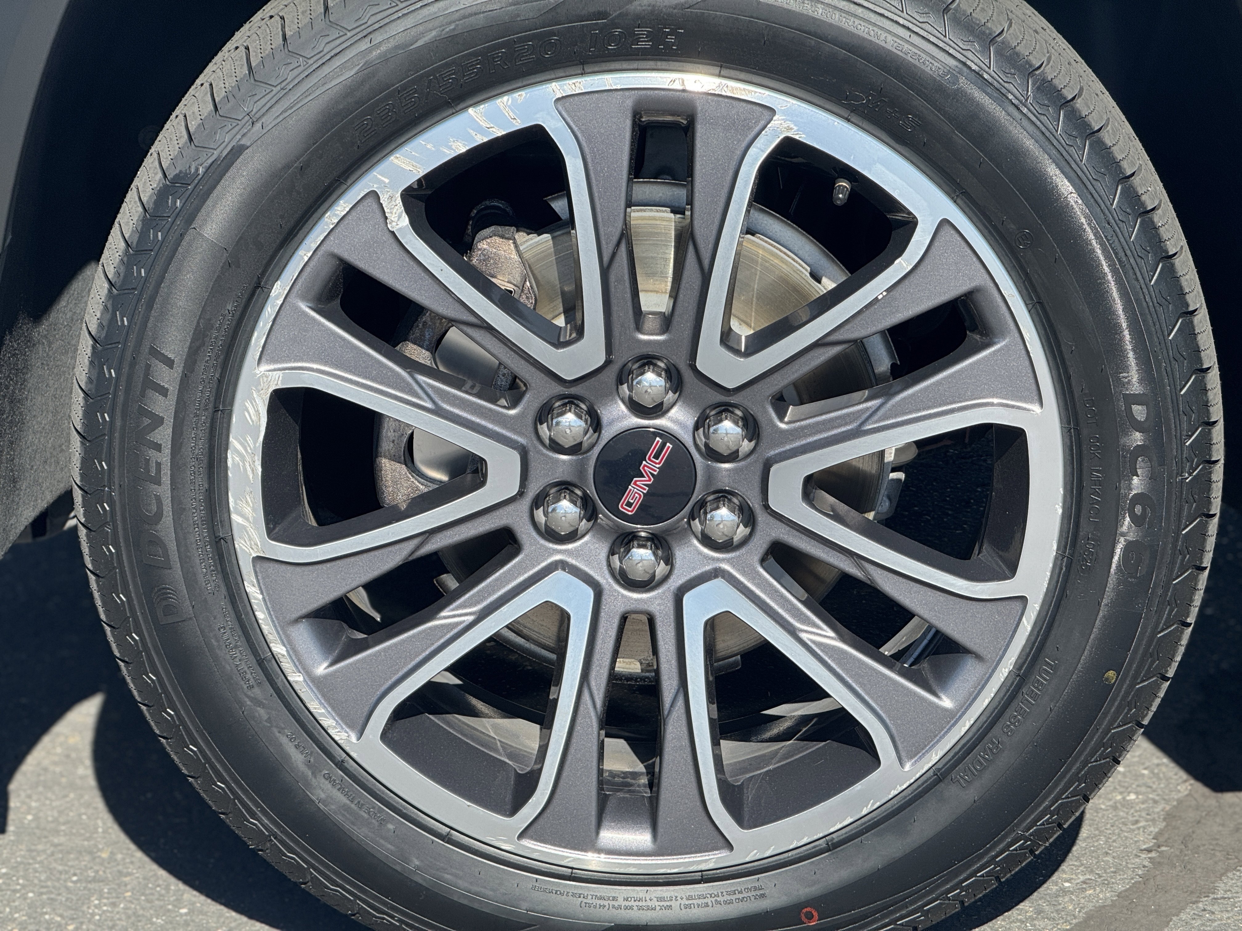 Certified 2020 GMC Acadia AT4 image 9