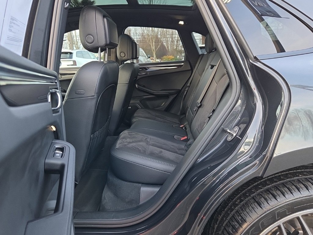 Used 2020 Porsche Macan image 5