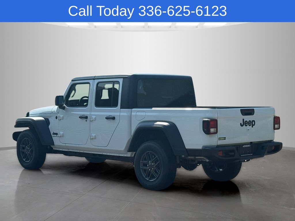 New 2025 Jeep Gladiator Sport AWD/4WD image 4