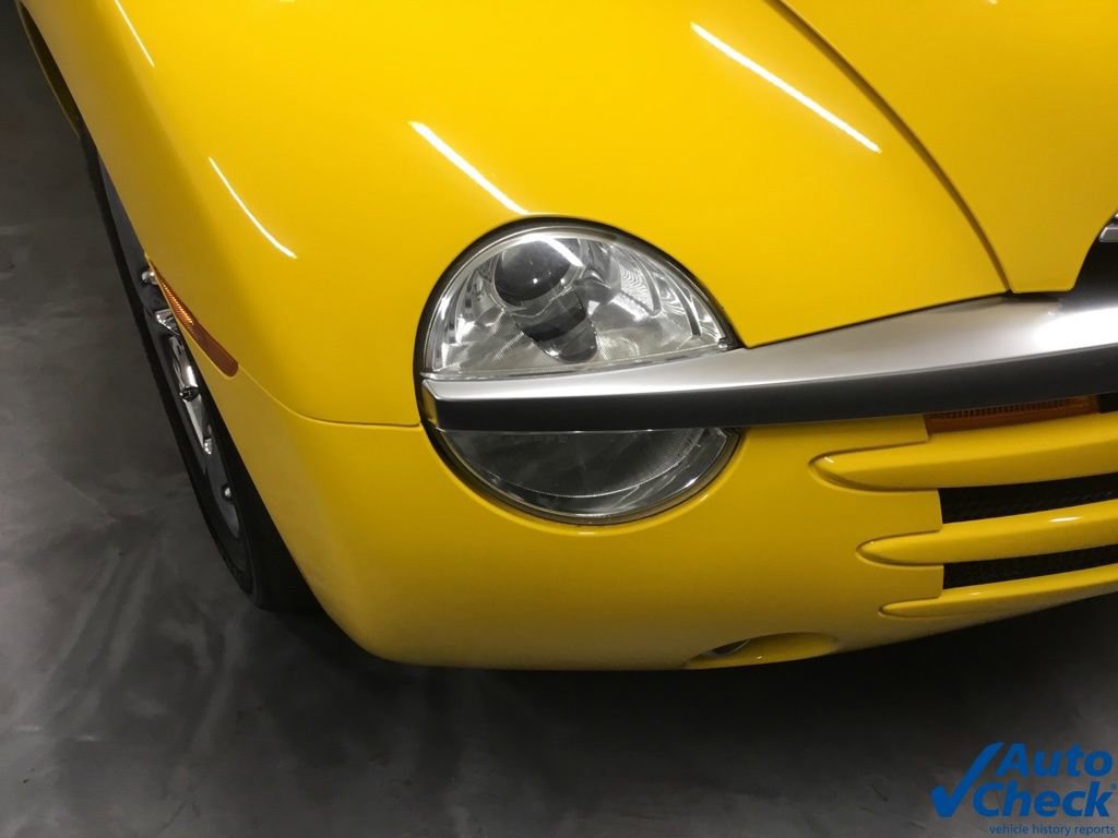 Used 2003 Chevrolet SSR w/ Preferred Equipment Group RWD image 27