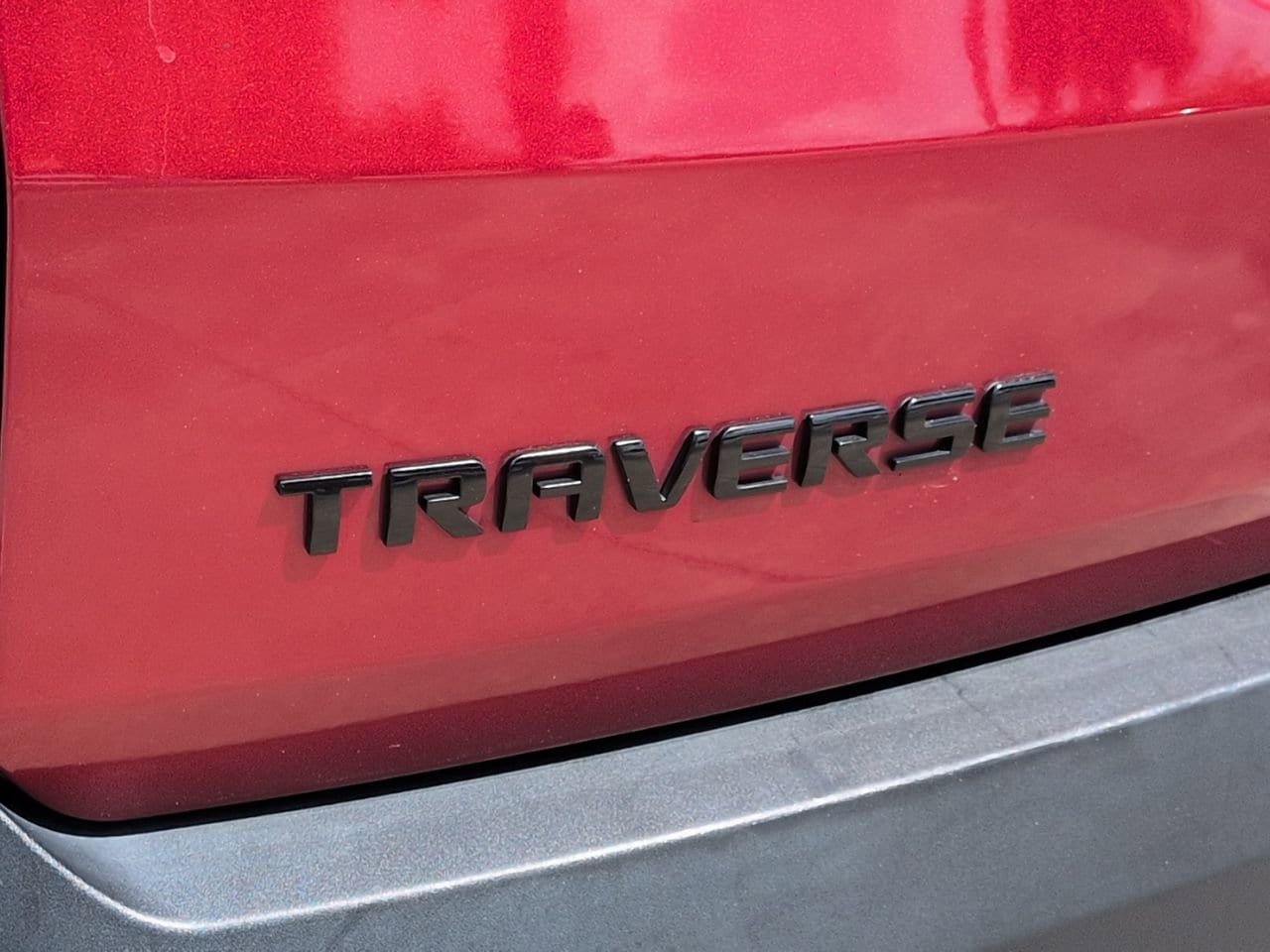 Used 2022 Chevrolet Traverse LT FWD image 6