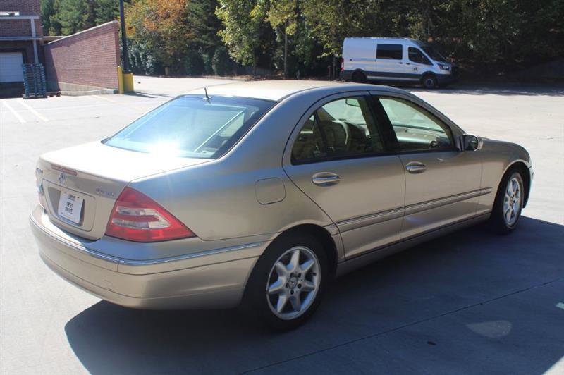 Used 2003 Mercedes-Benz C 240 4MATIC Sedan image 5