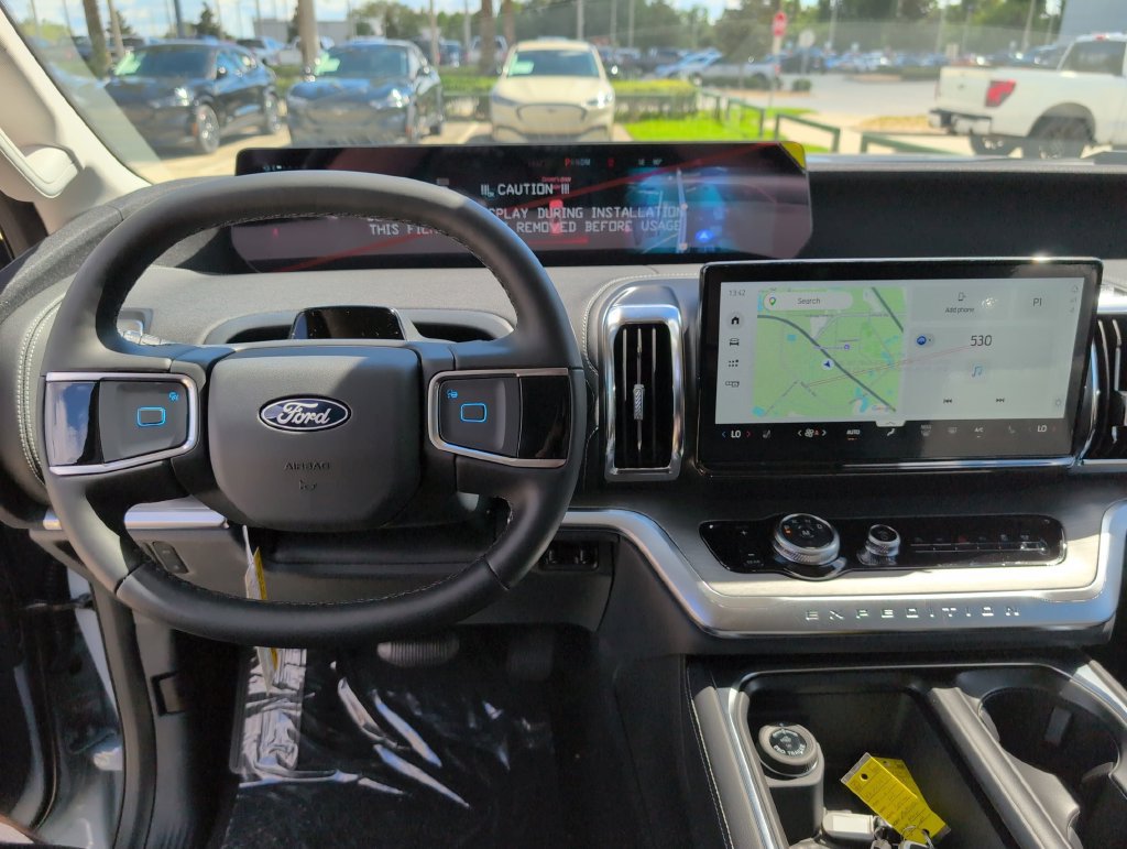 New 2027 Ford Expedition Platinum RWD image 20