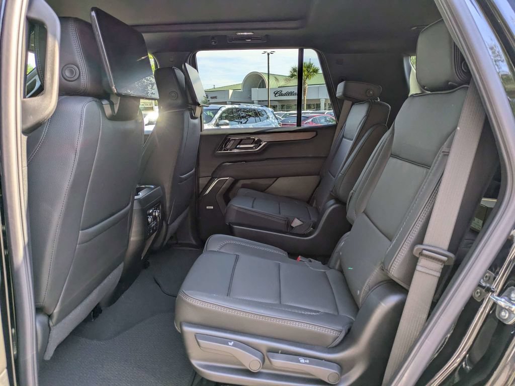 New 2026 GMC Yukon Denali w/ Denali Reserve Package AWD/4WD image 15