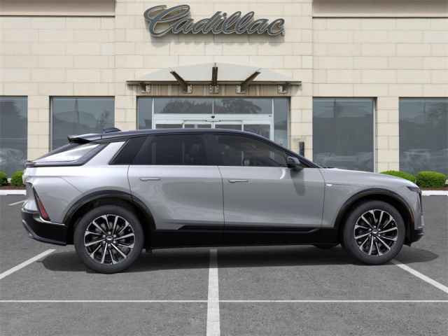 New 2026 Cadillac Lyriq Sport AWD/4WD image 6