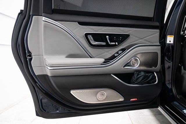 Used 2025 Mercedes-Benz Maybach S 580 4MATIC image 51