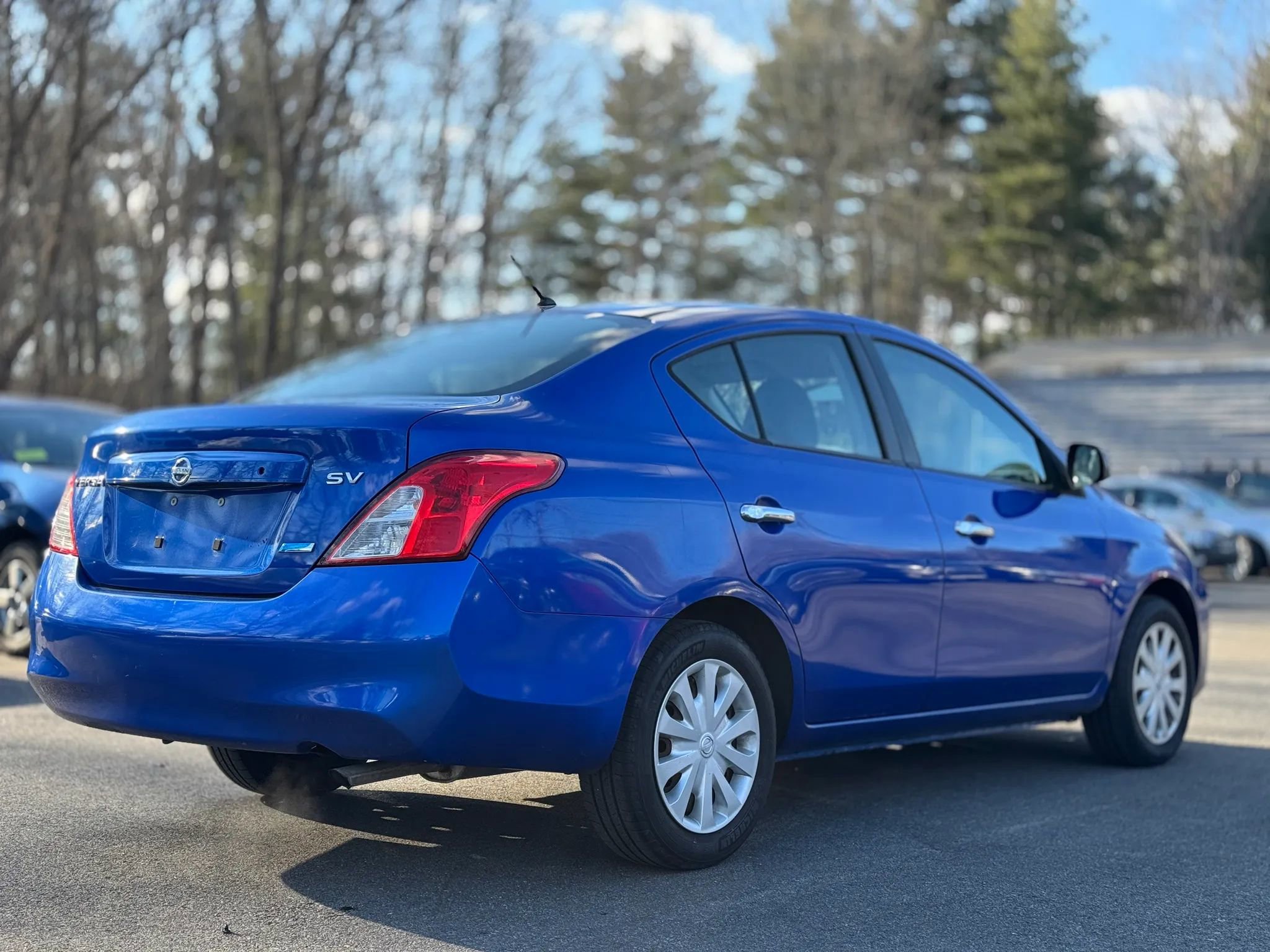 Used 2012 Nissan Versa SV image 5