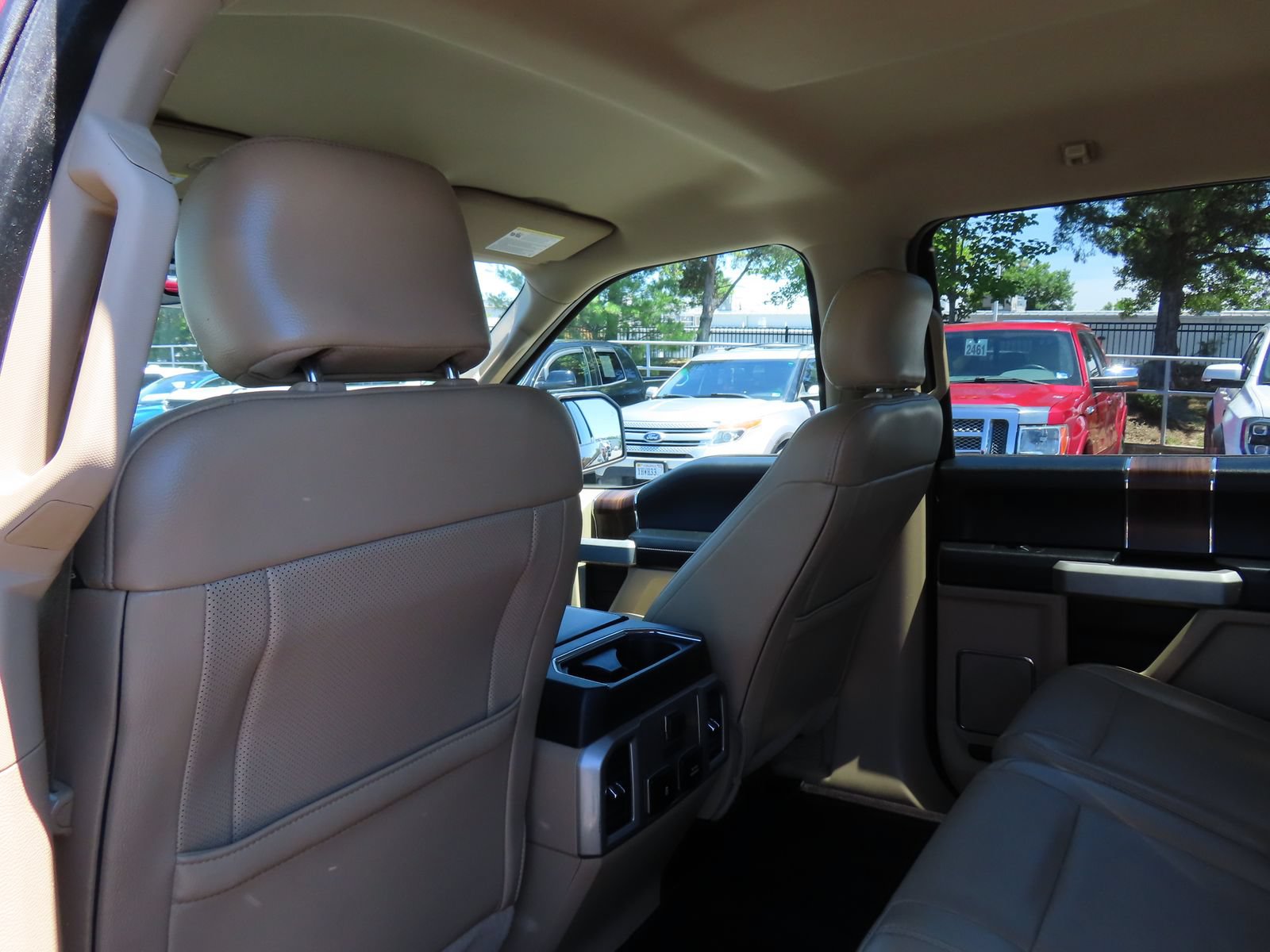 Used 2017 Ford F150 Lariat w/ Equipment Group 502A Luxury AWD/4WD image 39
