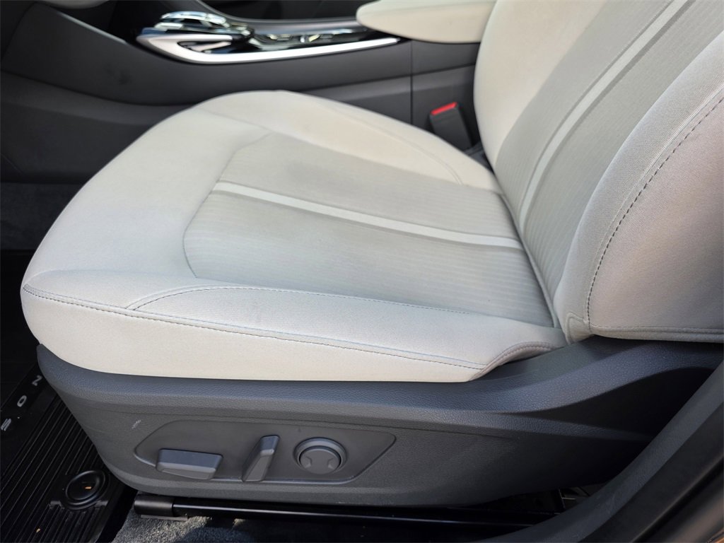 Used 2023 Hyundai Sonata SEL w/ Convenience Package image 13