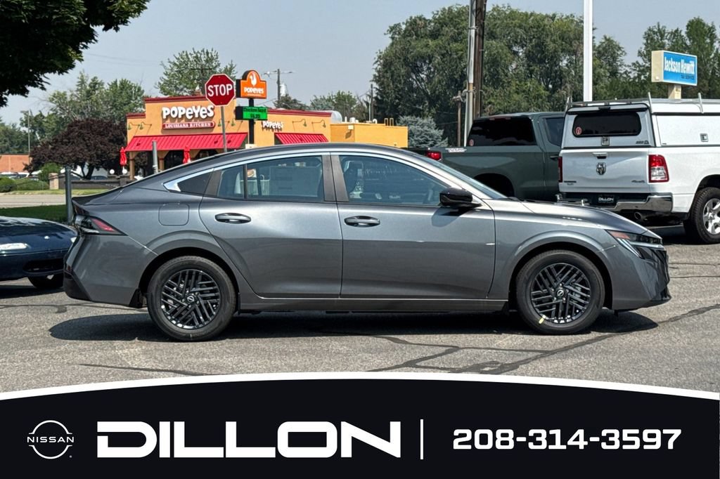 New 2026 Nissan Sentra SV w/ SV Convenience Package FWD image 3
