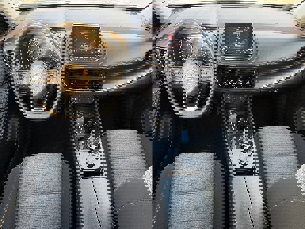 Certified 2023 Nissan Rogue SV image 16