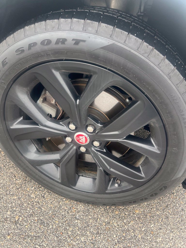 Used 2020 Jaguar I-PACE SE AWD/4WD image 4
