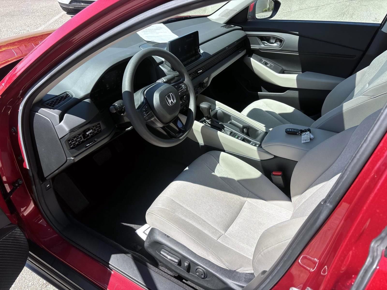 Used 2024 Honda Accord EX image 23