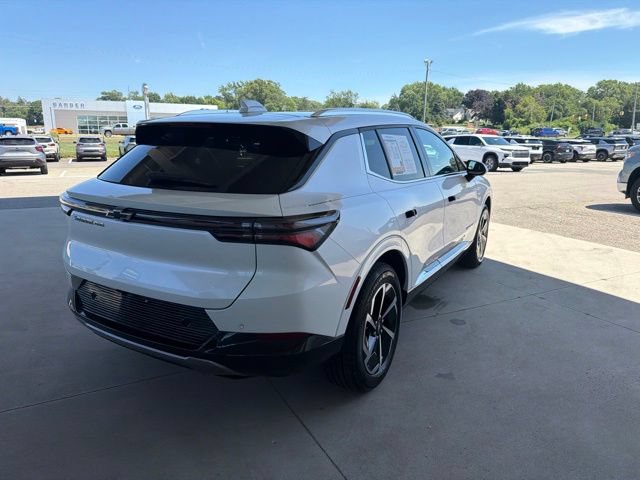 Used 2024 Chevrolet Equinox EV LT AWD/4WD image 12