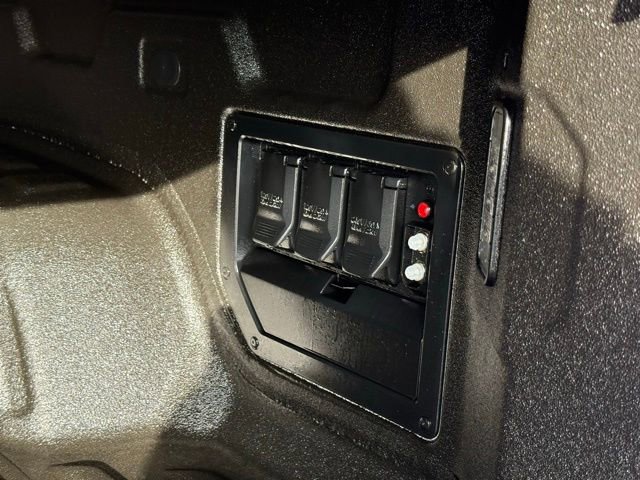 Used 2024 Chevrolet Silverado EV RST image 6