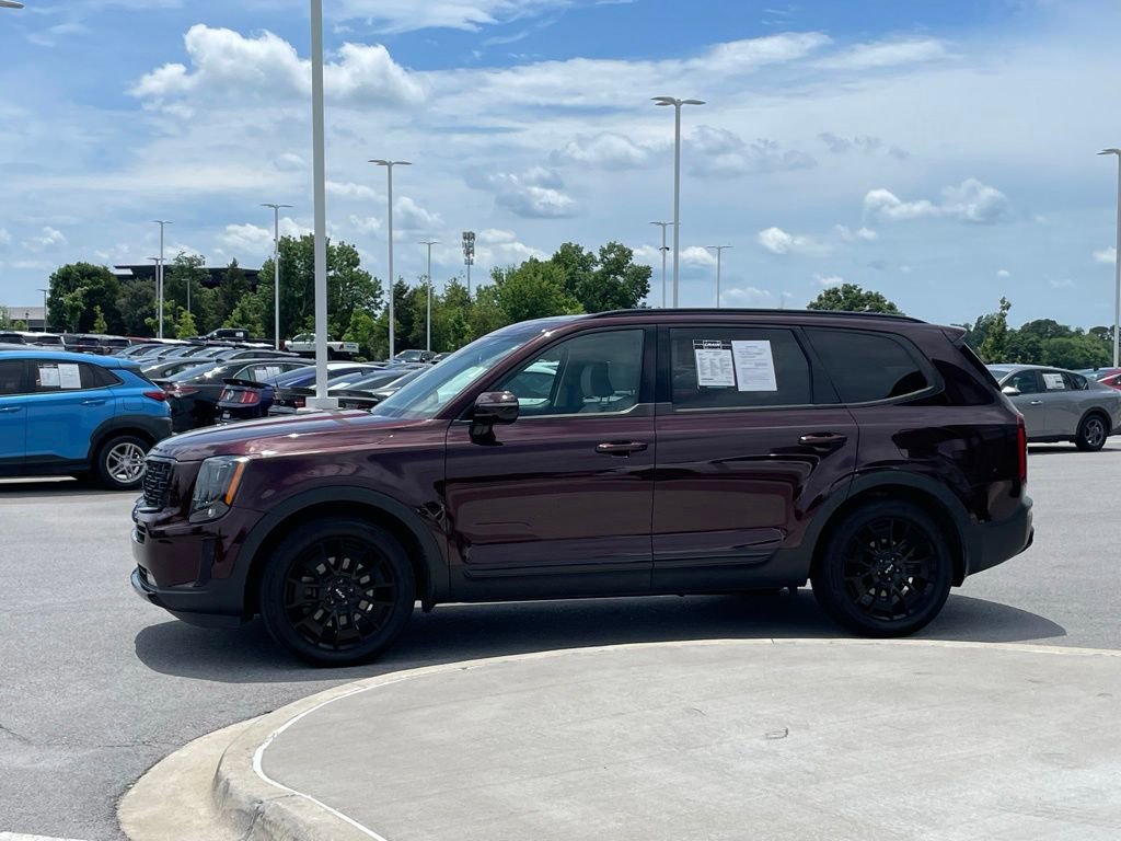 Certified 2022 Kia Telluride SX w/ Nightfall Edition Package AWD/4WD image 4