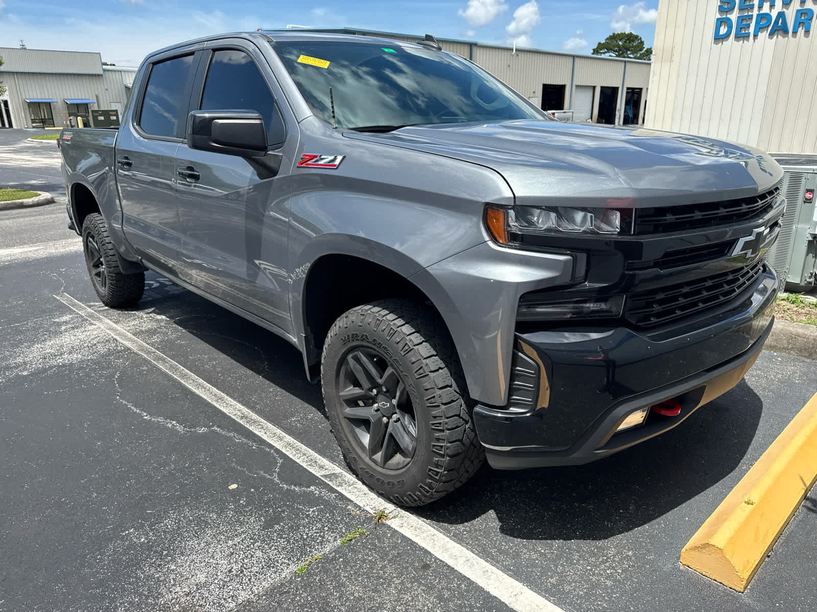 Used 2021 Chevrolet Silverado 1500 LT Trail Boss w/ Bed Protection Package AWD/4WD image 3