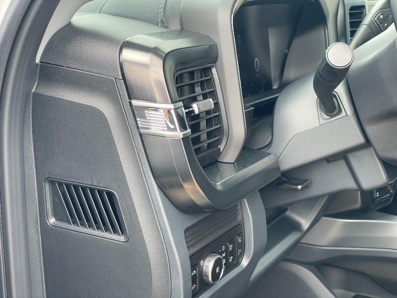 New 2026 Ford F350 Lariat image 23