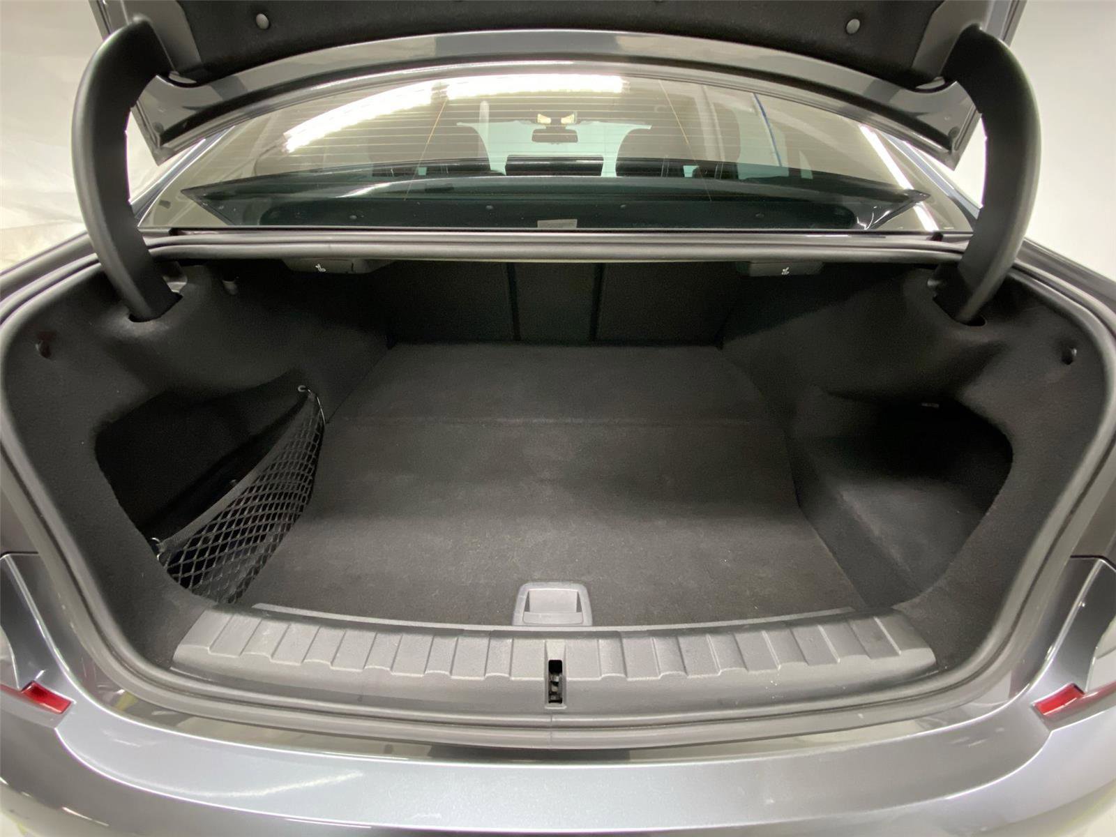 Used 2021 BMW 330e xDrive w/ M Sport Package image 25