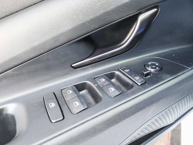 Used 2023 Hyundai Elantra N image 31