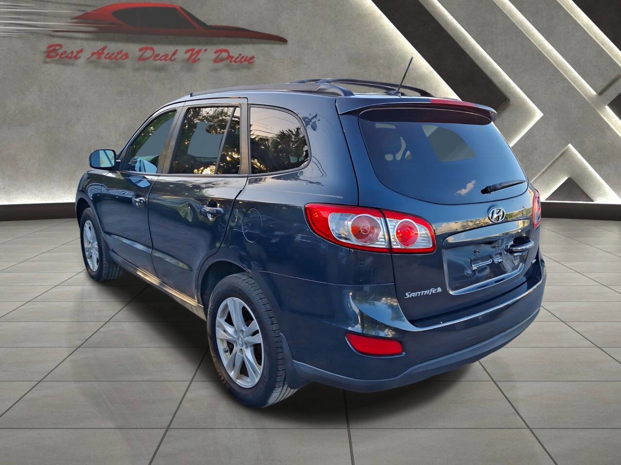 Used 2012 Hyundai Santa Fe Limited w/ Navigation Pkg 4 image 6