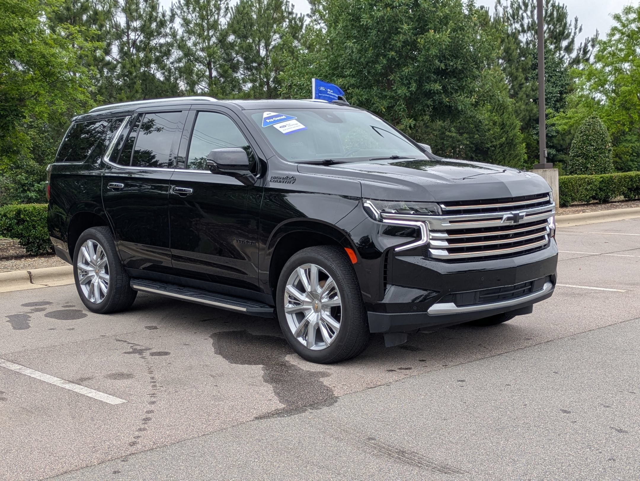Used 2024 Chevrolet Tahoe High Country w/ Max Trailering Package AWD/4WD image 1