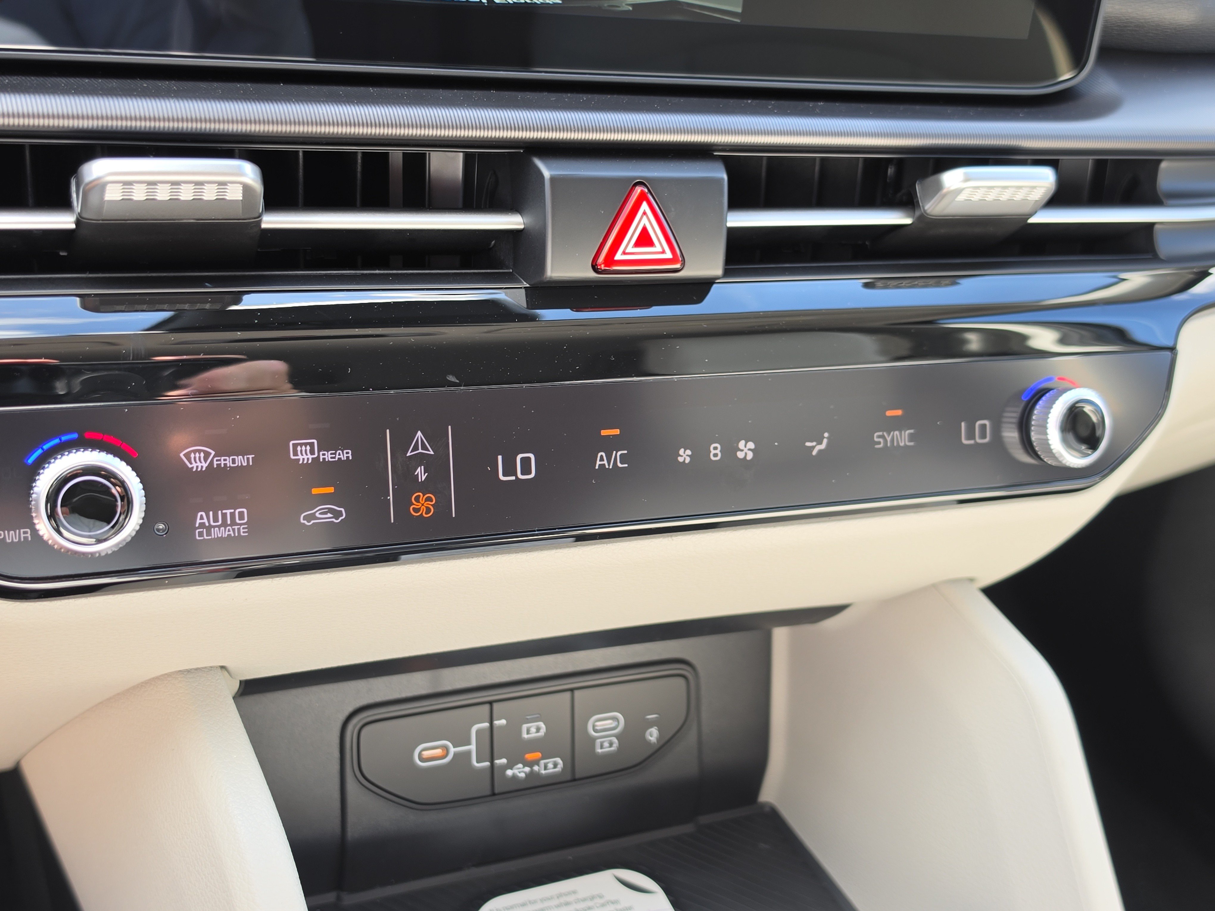 New 2027 Kia Sportage EX FWD image 25