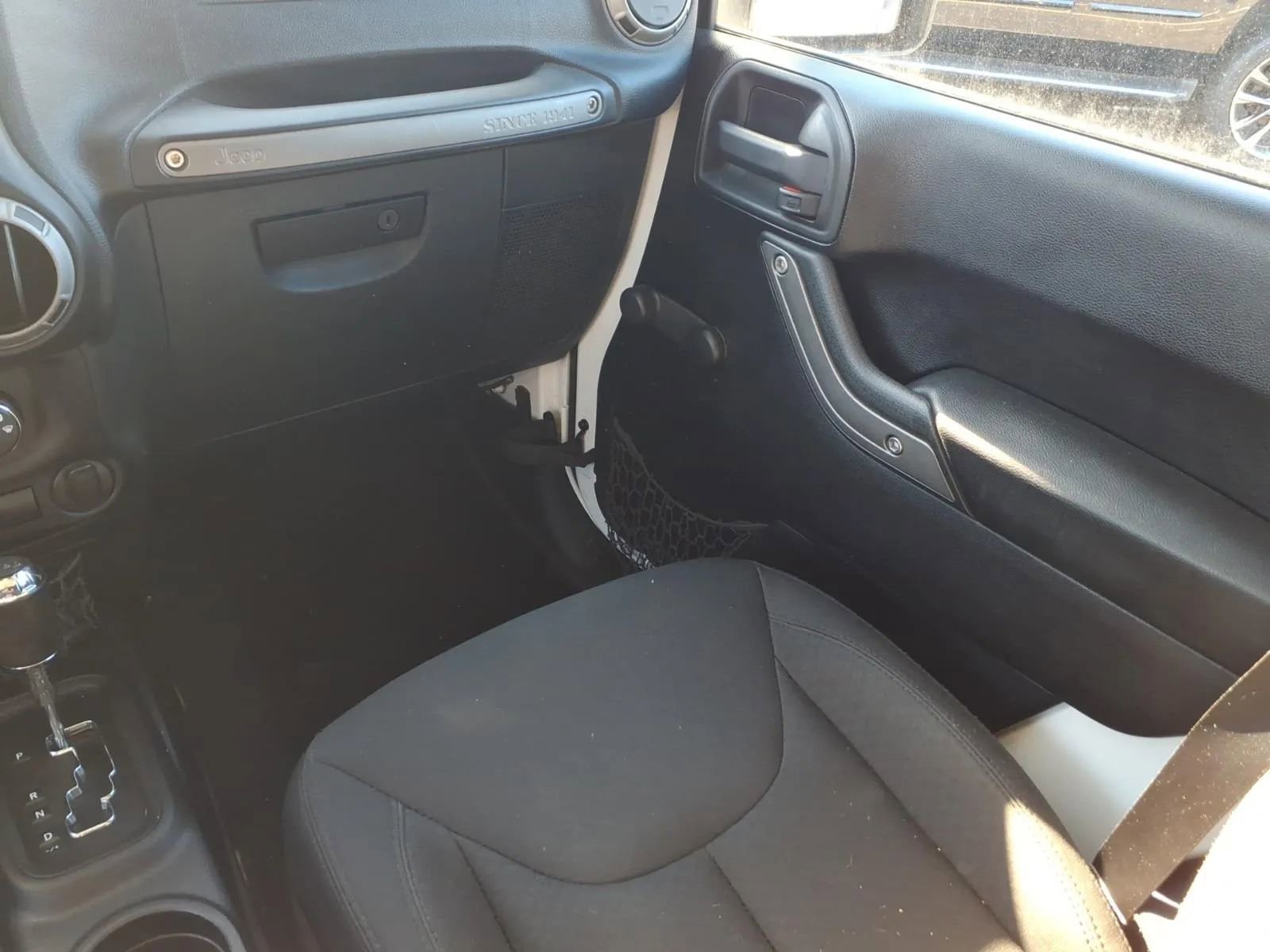 Used 2016 Jeep Wrangler Unlimited Sport image 25