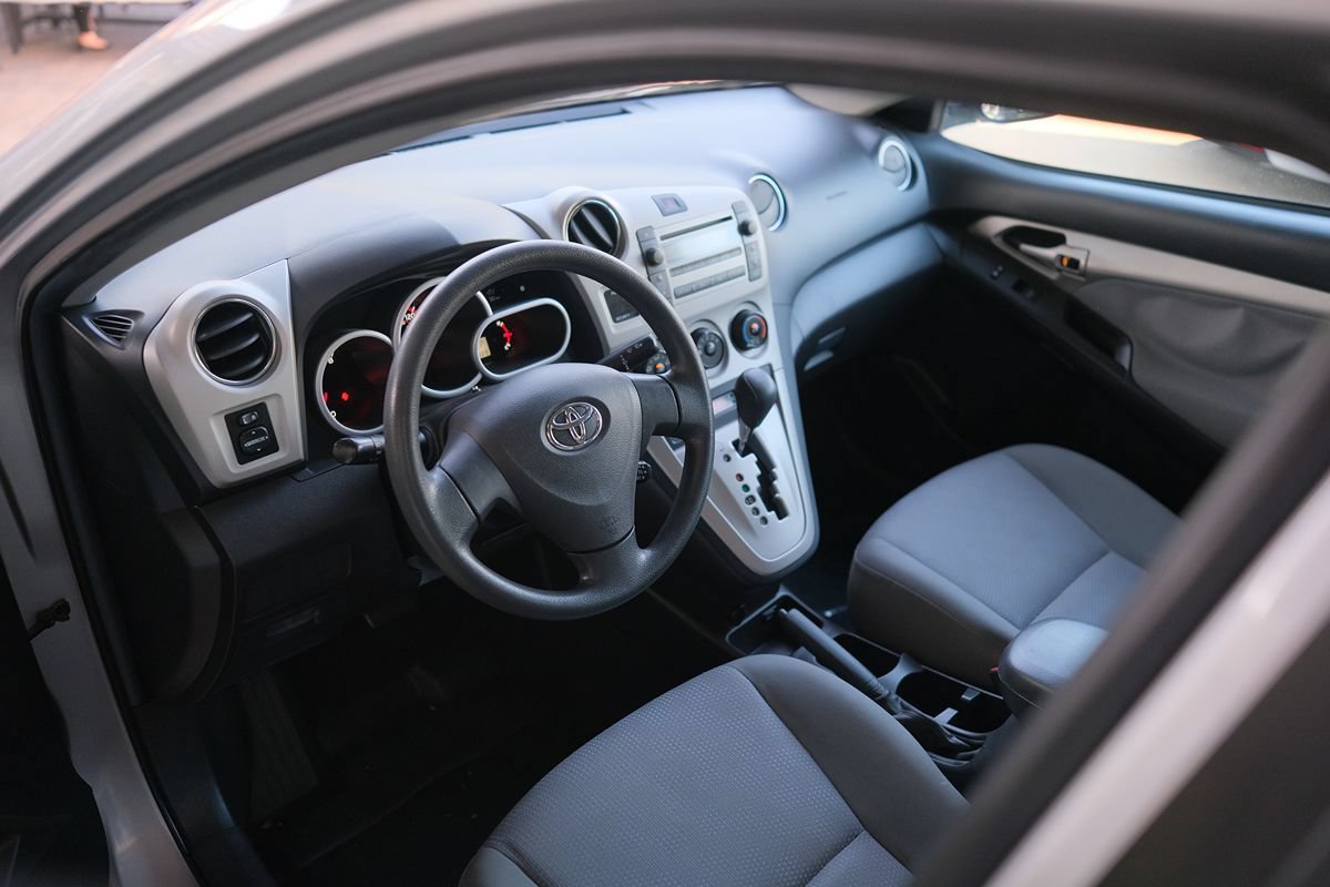 Used 2009 Toyota Matrix FWD image 10