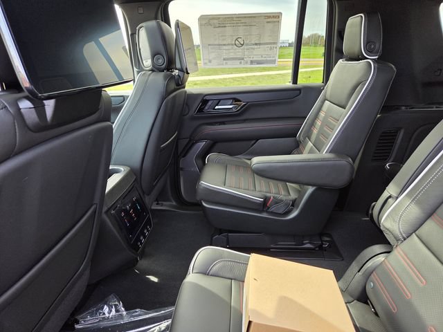 New 2026 GMC Yukon XL AT4 Ultimate AWD/4WD image 46
