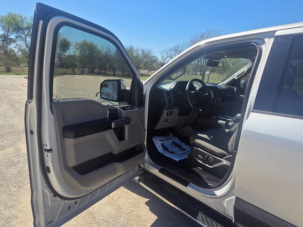 Used 2018 Ford F150 XLT w/ Equipment Group 302A Luxury image 12