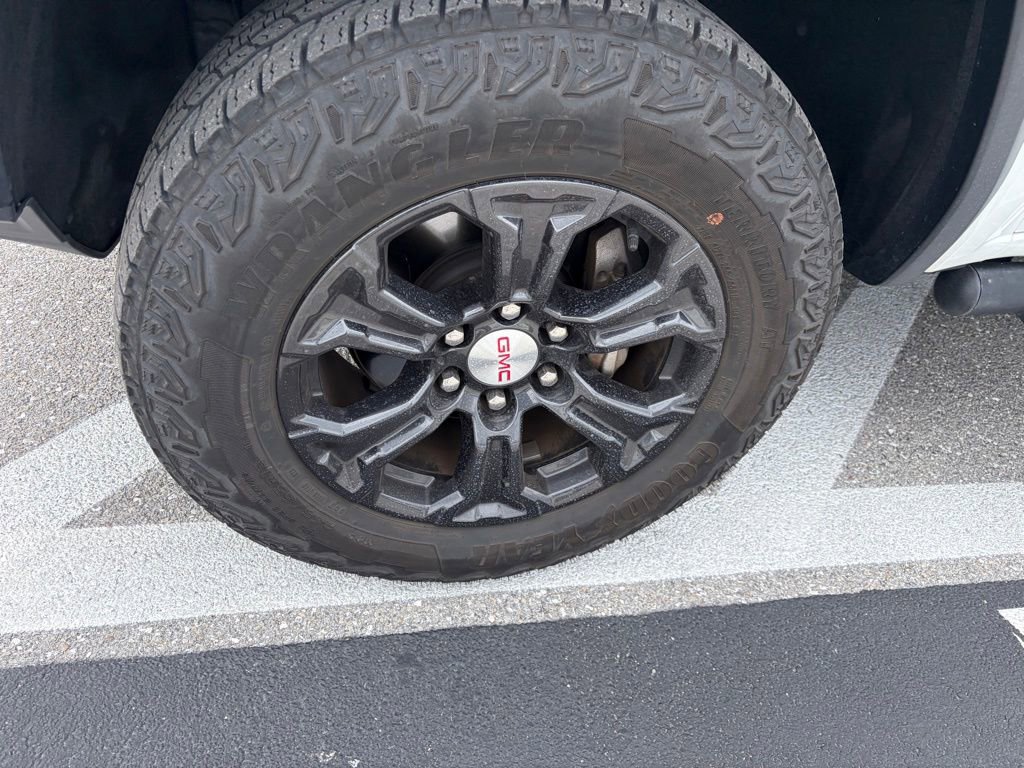Used 2023 GMC Canyon Elevation RWD image 7