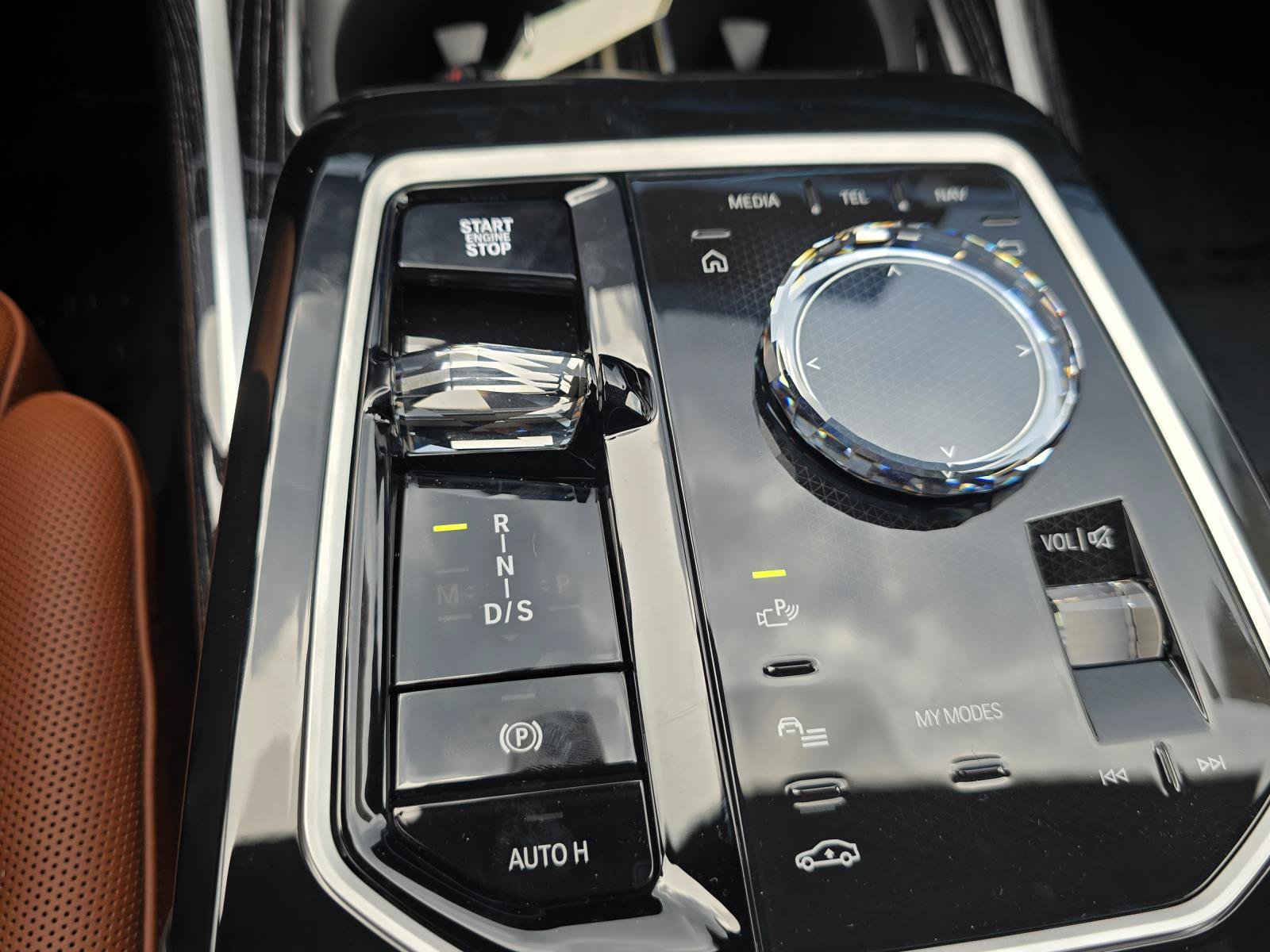 New 2026 BMW 750e xDrive AWD/4WD image 20