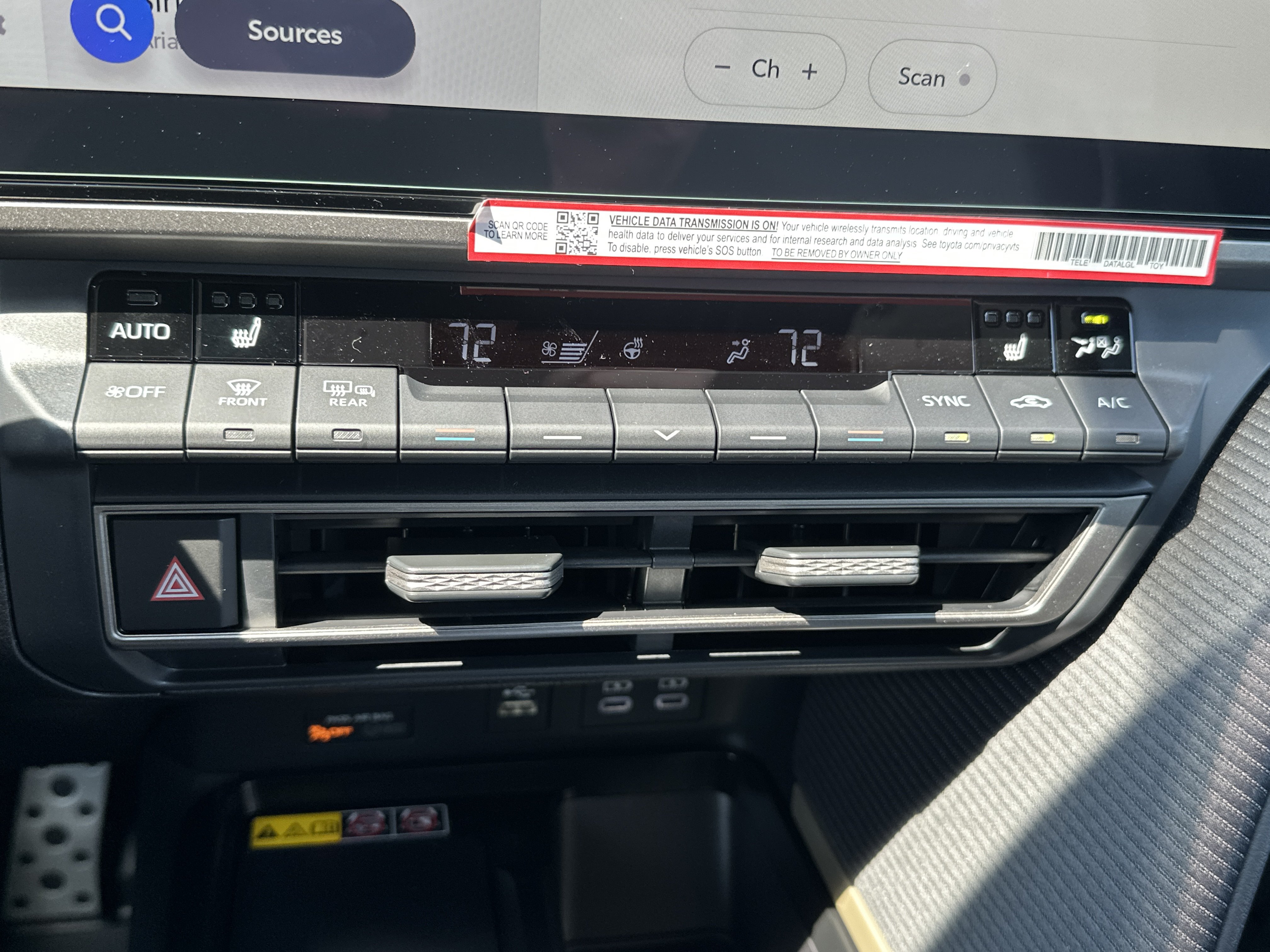 New 2026 Toyota Camry SE w/ Multimedia Upgrade Package FWD image 23