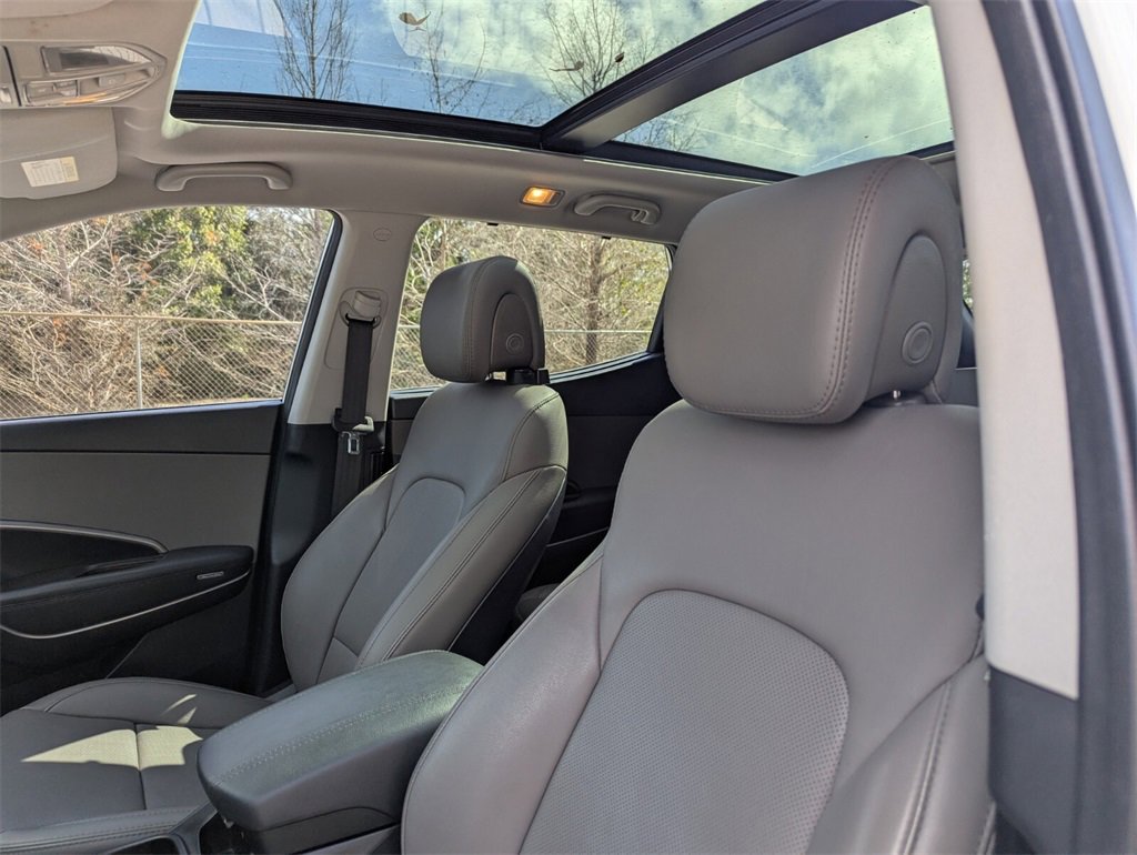Used 2017 Hyundai Santa Fe Sport image 24