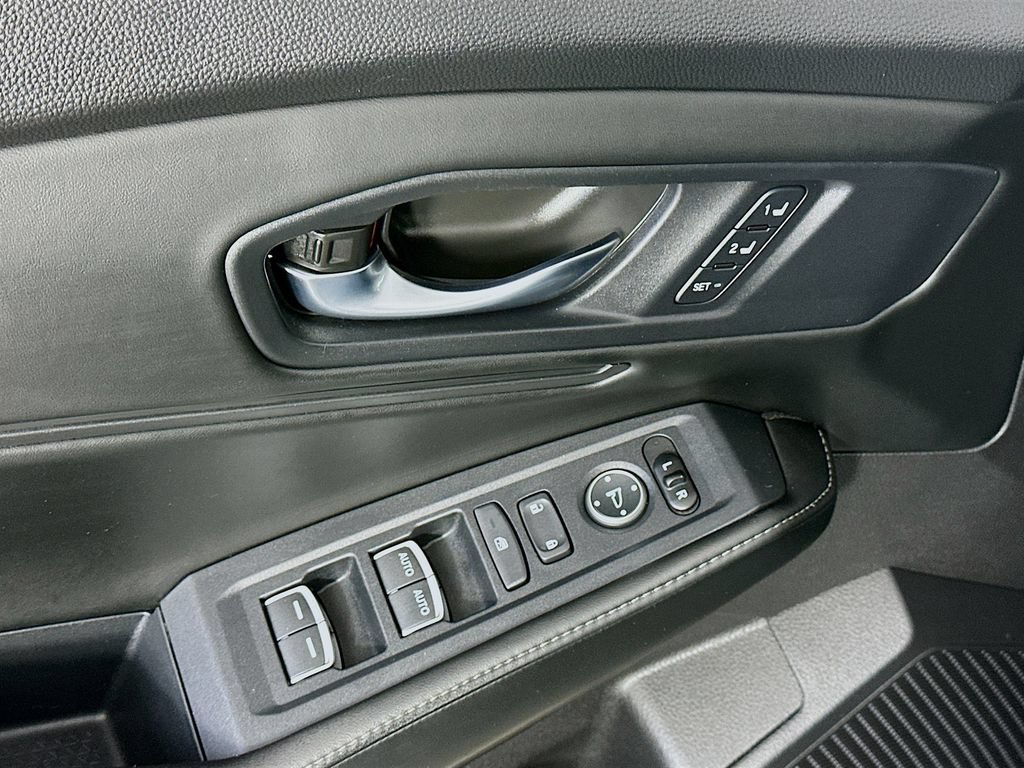 Used 2023 Honda Accord Sport image 24