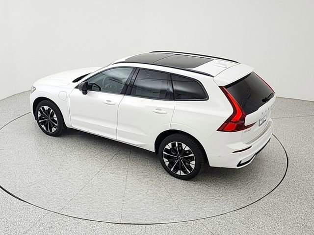 New 2026 Volvo XC60 T8 Plus w/ Climate Package AWD/4WD image 36