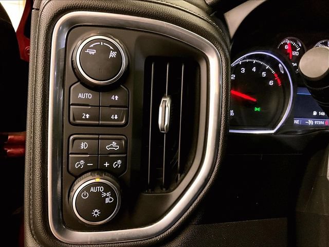 Used 2019 Chevrolet Silverado 1500 LT Trail Boss AWD/4WD image 31