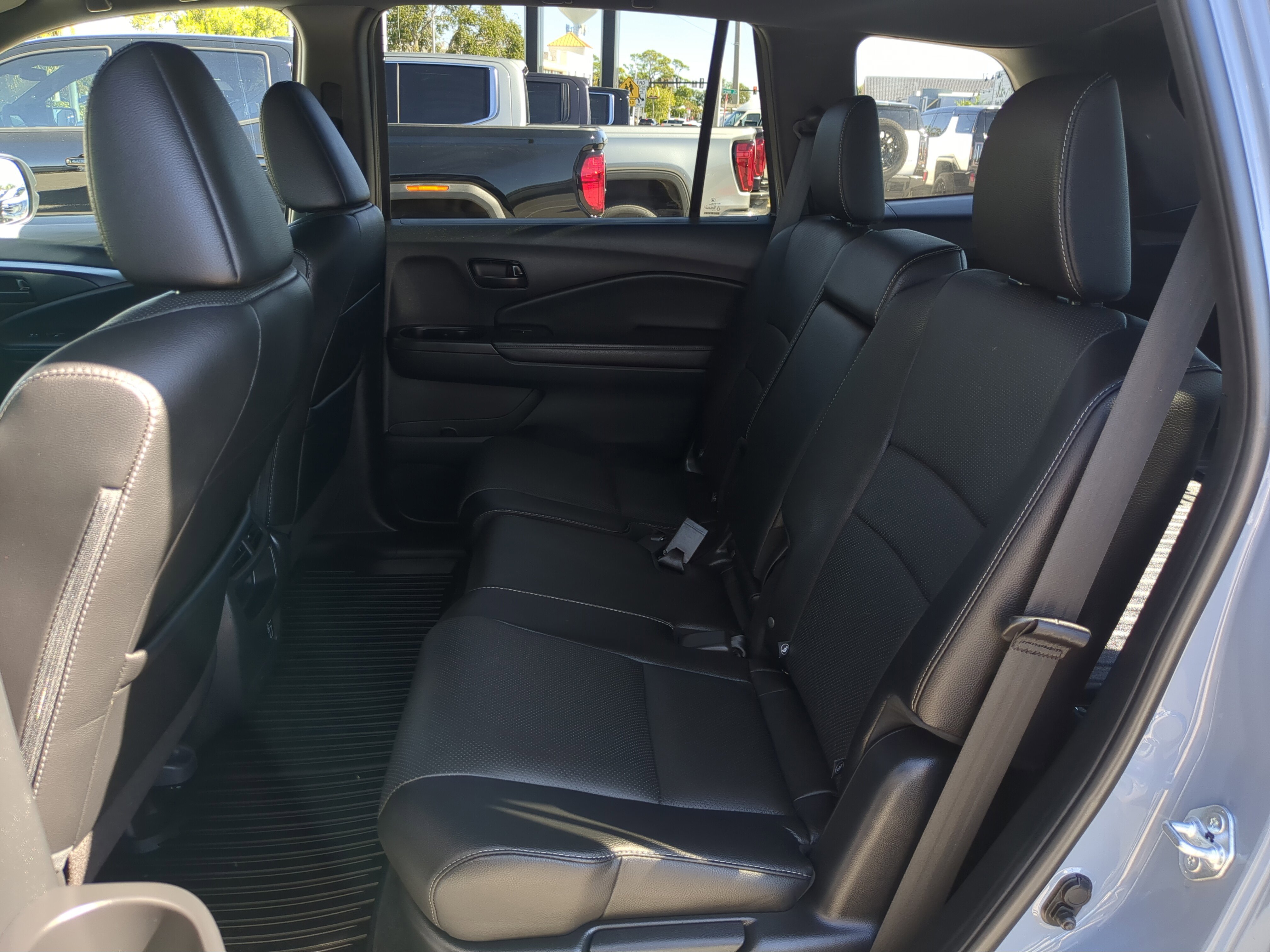 Used 2022 Honda Passport EX-L image 15