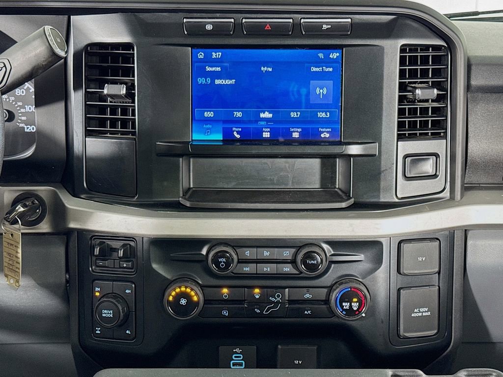 Used 2023 Ford F350 XLT AWD/4WD image 14