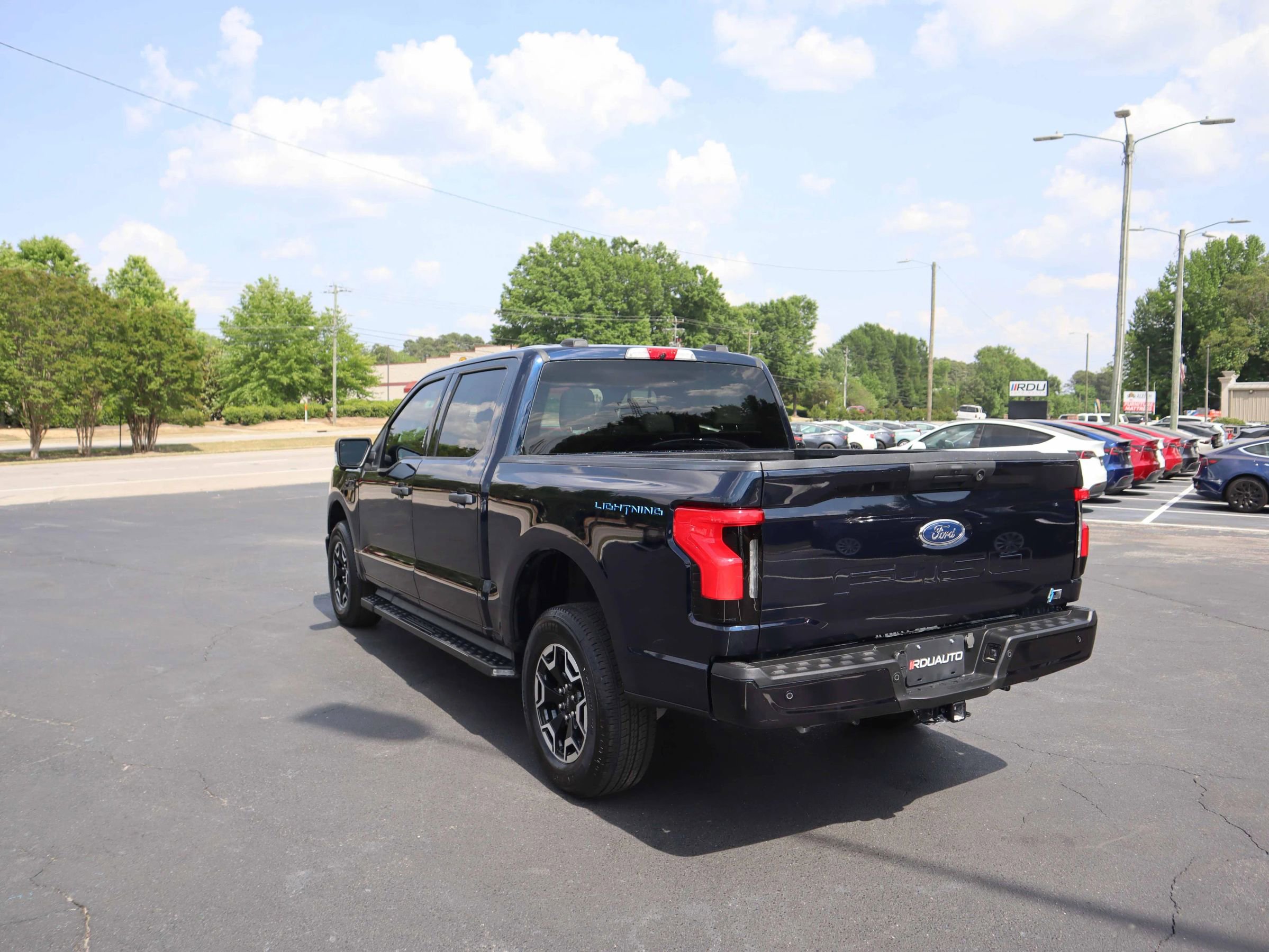 Used 2023 Ford F150 Lightning XLT AWD/4WD image 8